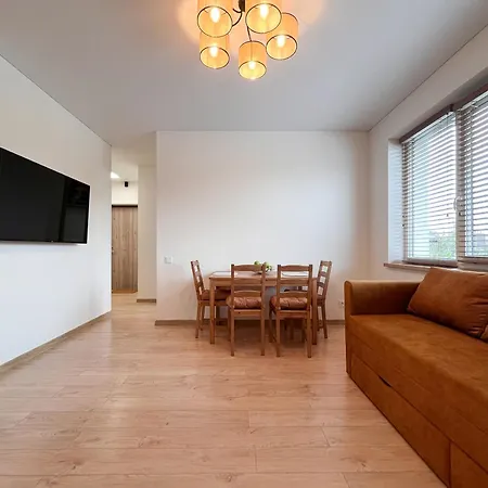 Myhome Escape With Free Parking Apartament